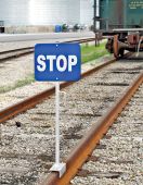 Railroad Clamp Sign: Stop - Car Unloading