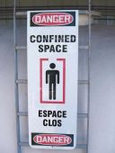 Bilingual Ladder Shield™ OSHA Danger Wrap: Confined Space